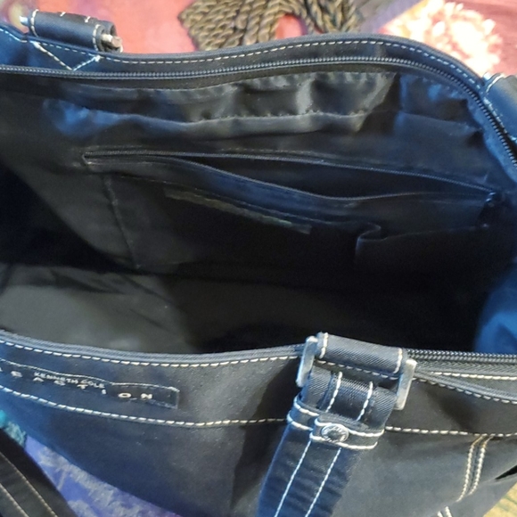 Kenneth Cole Reaction Black Handbag - Picture 6 of 8